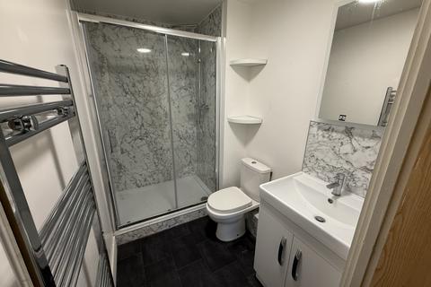 2 bedroom apartment for sale, Centrika, Bath Road, Slough, Berkshire, SL1