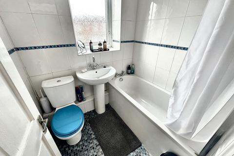 2 bedroom terraced house for sale - Galloping Green Road, Gateshead, NE9
