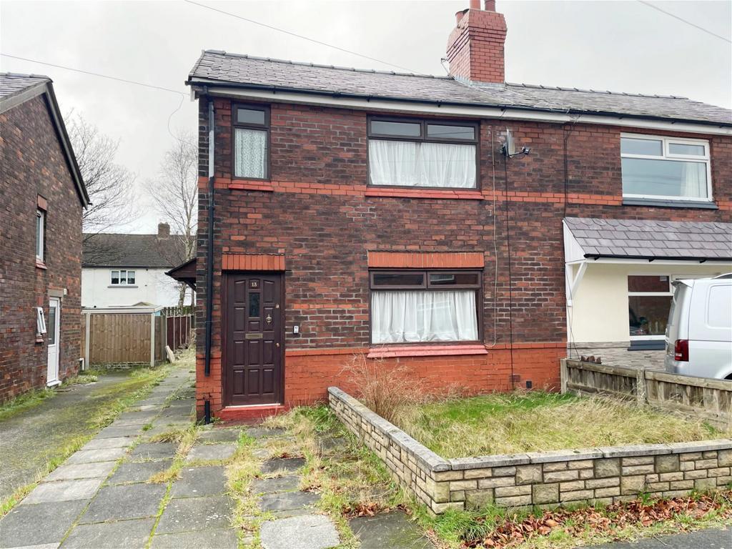 Taylor Avenue, Ormskirk, L39 2ED 3 bed semidetached house for sale £