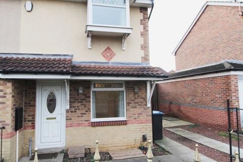 2 bedroom semi-detached house to rent, Middlesbrough TS3