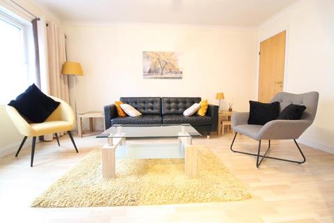 2 bedroom flat to rent - Viewfield Mews, Top Floor, AB15