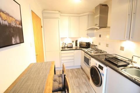 2 bedroom flat to rent - Viewfield Mews, Top Floor, AB15