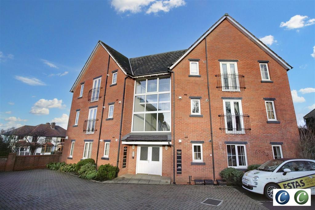 Pear Tree Court, Rugeley, WS15 1HF 2 bed apartment for sale £125,000