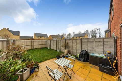 2 bedroom end of terrace house for sale, Moreton-In-Marsh,  Gloucestershire,  GL56