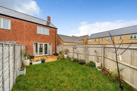 2 bedroom end of terrace house for sale, Moreton-In-Marsh,  Gloucestershire,  GL56