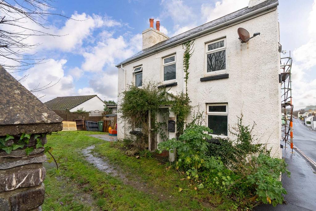 Maxwell Cottage, Main Road, Kirk Michael 2 bed village house for sale
