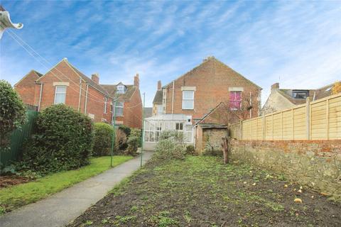 6 Westbourne Road, Trowbridge, BA14 0AJ