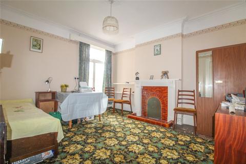 6 Westbourne Road, Trowbridge, BA14 0AJ