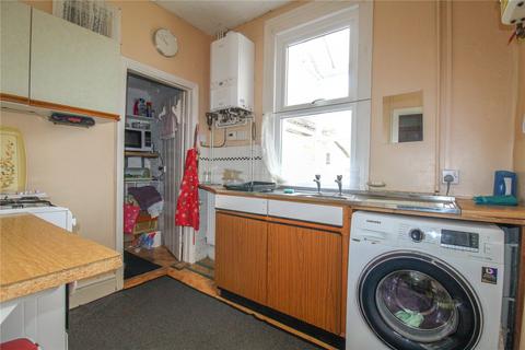 6 Westbourne Road, Trowbridge, BA14 0AJ