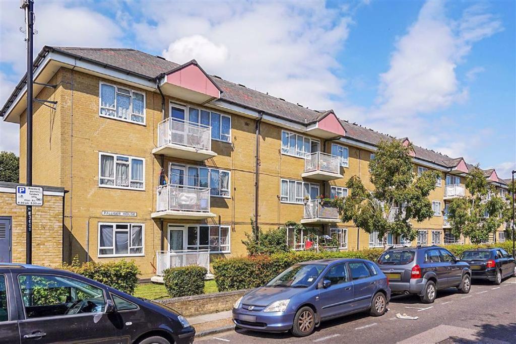 Ernest Street, Stepney Green, London E1