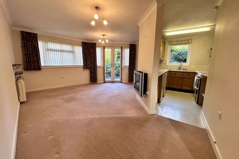 68 Marlborough Court Fairacres Road, Didcot, OX11 8QQ