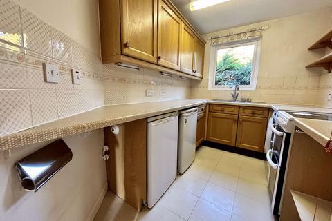 68 Marlborough Court Fairacres Road, Didcot, OX11 8QQ