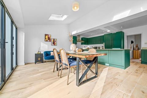 39 Broadhaven, Cardiff, CF11 8DA