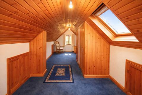 4 bedroom semi-detached house to rent, Hawthorn Road, Christleton, Chester