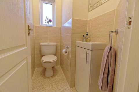 5 Brighton Close, Wigston, LE18 1EF