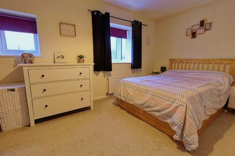5 Brighton Close, Wigston, LE18 1EF