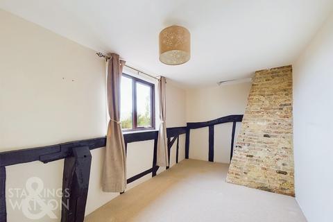 2 bedroom cottage for sale, Bury Road, Wortham, Diss