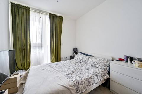 2 bedroom flat to rent, DUNCOMBE HOUSE,, Woolwich, London, SE18