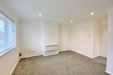 2 bedroom maisonette for sale - Shelley Drive, Four Oaks, Sutton Coldfield, B74 4YE