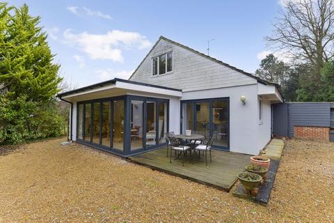 Loxacres Chalk Road, Ifold, Billingshurst, RH14 0UD