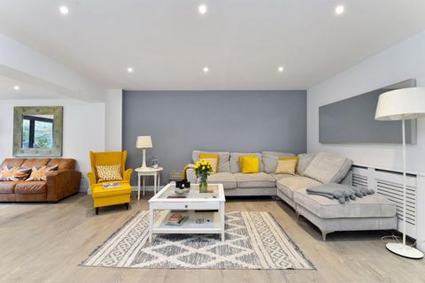 Loxacres Chalk Road, Ifold, Billingshurst, RH14 0UD