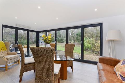 Loxacres Chalk Road, Ifold, Billingshurst, RH14 0UD