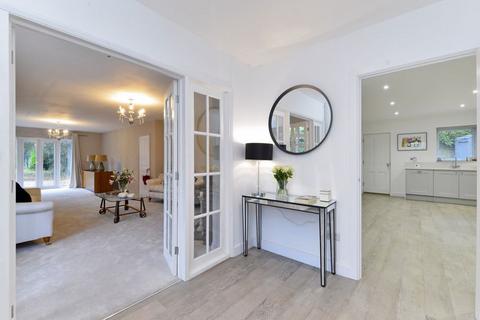 Loxacres Chalk Road, Ifold, Billingshurst, RH14 0UD