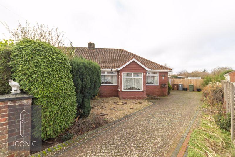 Links Close, Hellesdon, Norwich 2 bed semidetached bungalow for sale