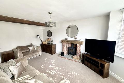 14 Collins Road, Walsall, WS8 7AW