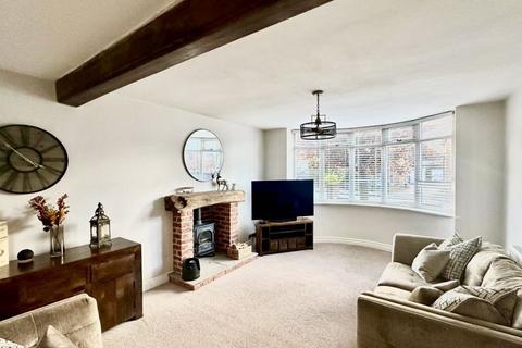 14 Collins Road, Walsall, WS8 7AW