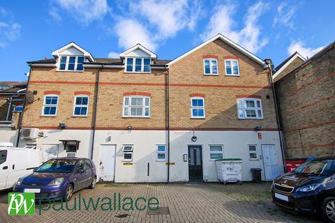 undefined, Turners Hill, Cheshunt