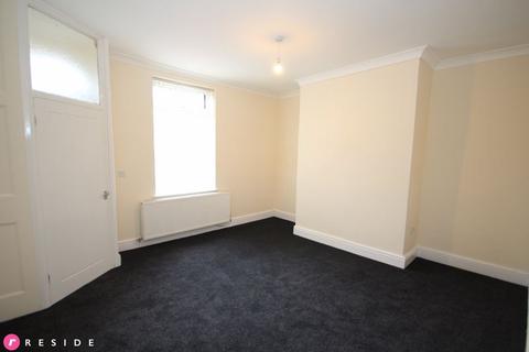 3 bedroom terraced house to rent, Middleton Road, Heywood OL10