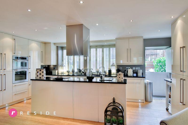 Breakfast Kitchen