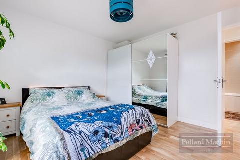 Flat 7, 9 Wettern Close, South Croydon, CR2 0NT