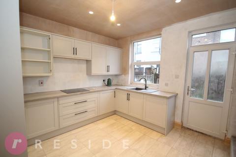 25 Tudor Street, Shaw, Oldham, OL2 7RX