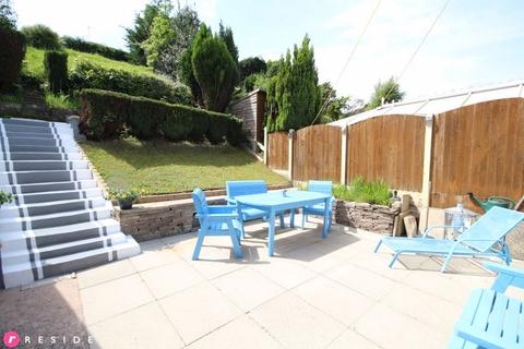 29 Ashley Close, Rochdale, OL11 3EP