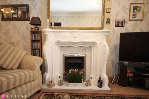 29 Ashley Close, Rochdale, OL11 3EP