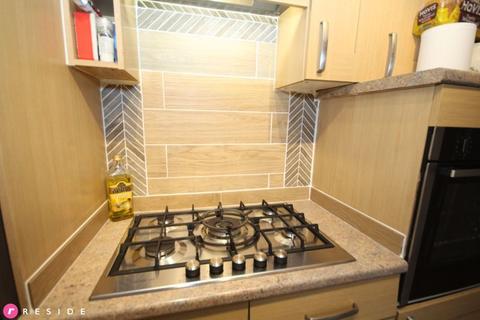 29 Ashley Close, Rochdale, OL11 3EP