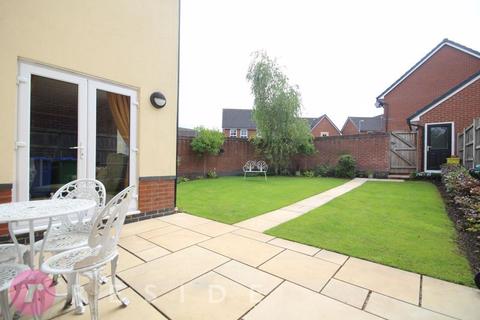 4 bedroom detached house for sale, Omrod Road, Heywood OL10