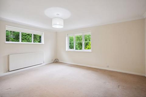 2 bedroom property for sale, Station Approach, Great Missenden HP16