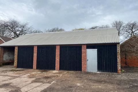 Industrial unit to rent, Belton Grange Farm, Crowle