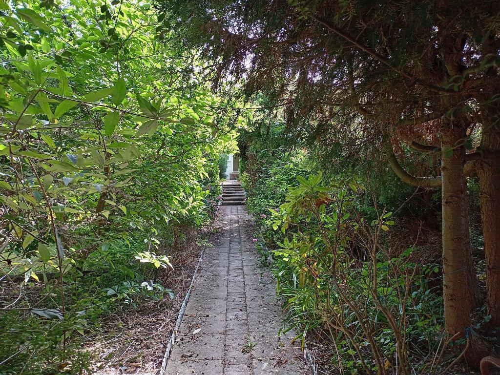Mature Gardens
