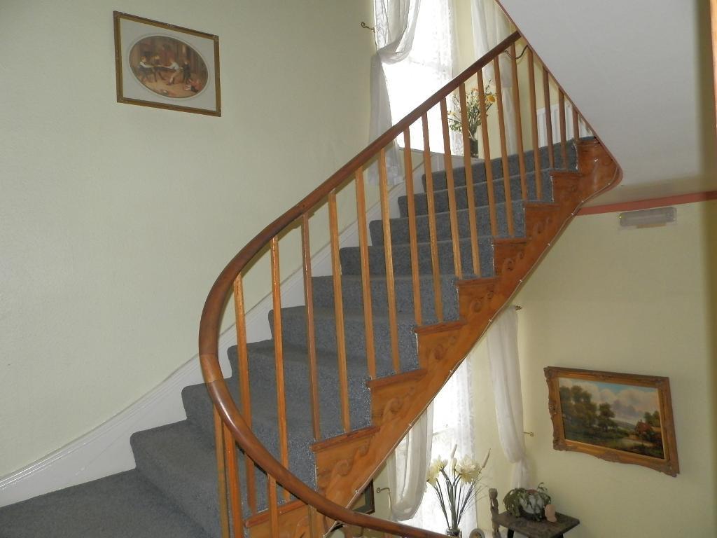 Feature Staircase