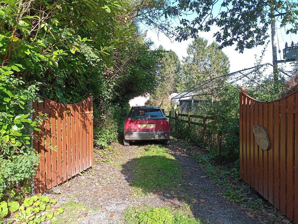 Driveway Entrance