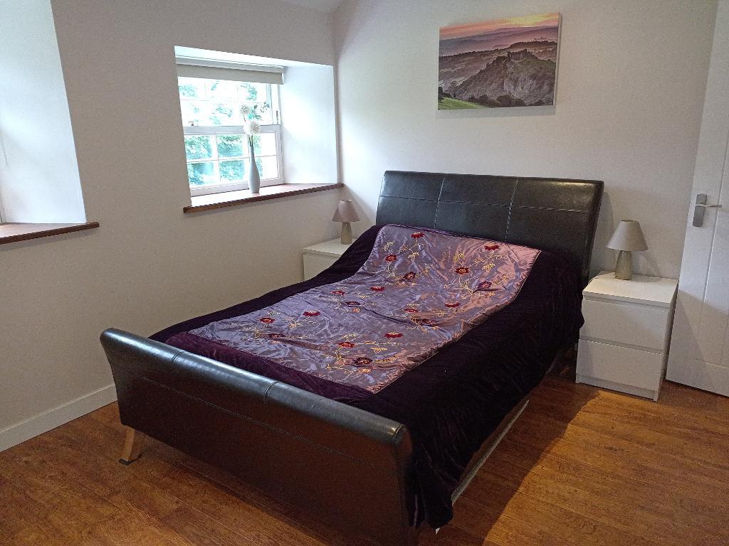 Bedroom 1 (ensuite)