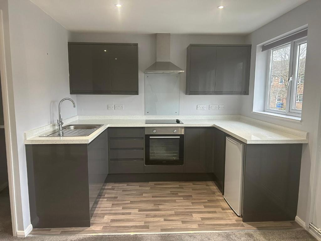 Canford Heath, Poole BH17 1 bed to rent £950 pcm (£219 pw)