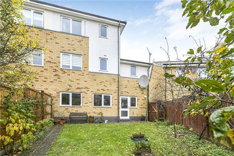 6 bedroom semi-detached house for sale, Brazier Crescent, Northolt UB5