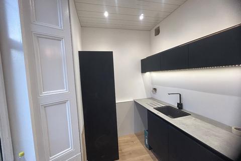 undefined, Kirk Wynd, Town Centre, Falkirk, FK1