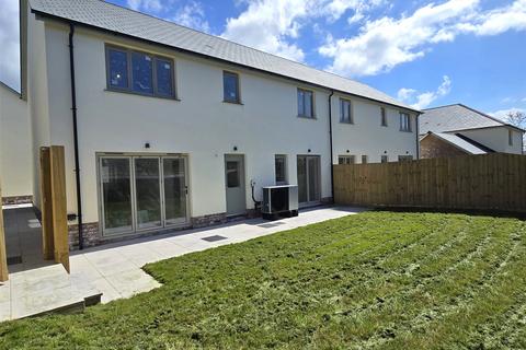 4 bedroom semi-detached house for sale, Market Gardens, Great Torrington, Devon, EX38