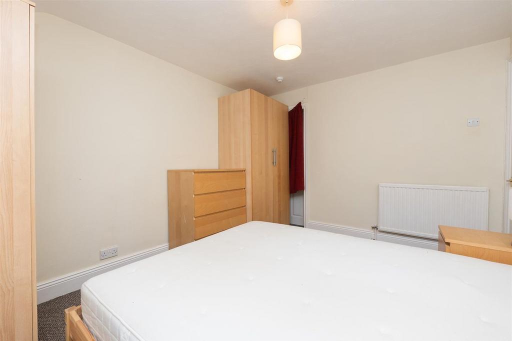 Flat-4-9-11-Kingsdown Parade-BS6-5 UE-13.jpg